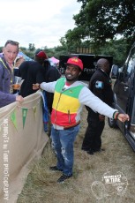 Aston-pig-at-combe_04